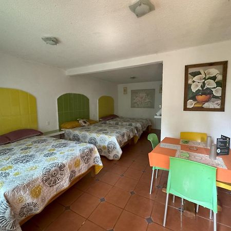 Hotel El Mirador Y Jardin Тлайакапан Екстериор снимка