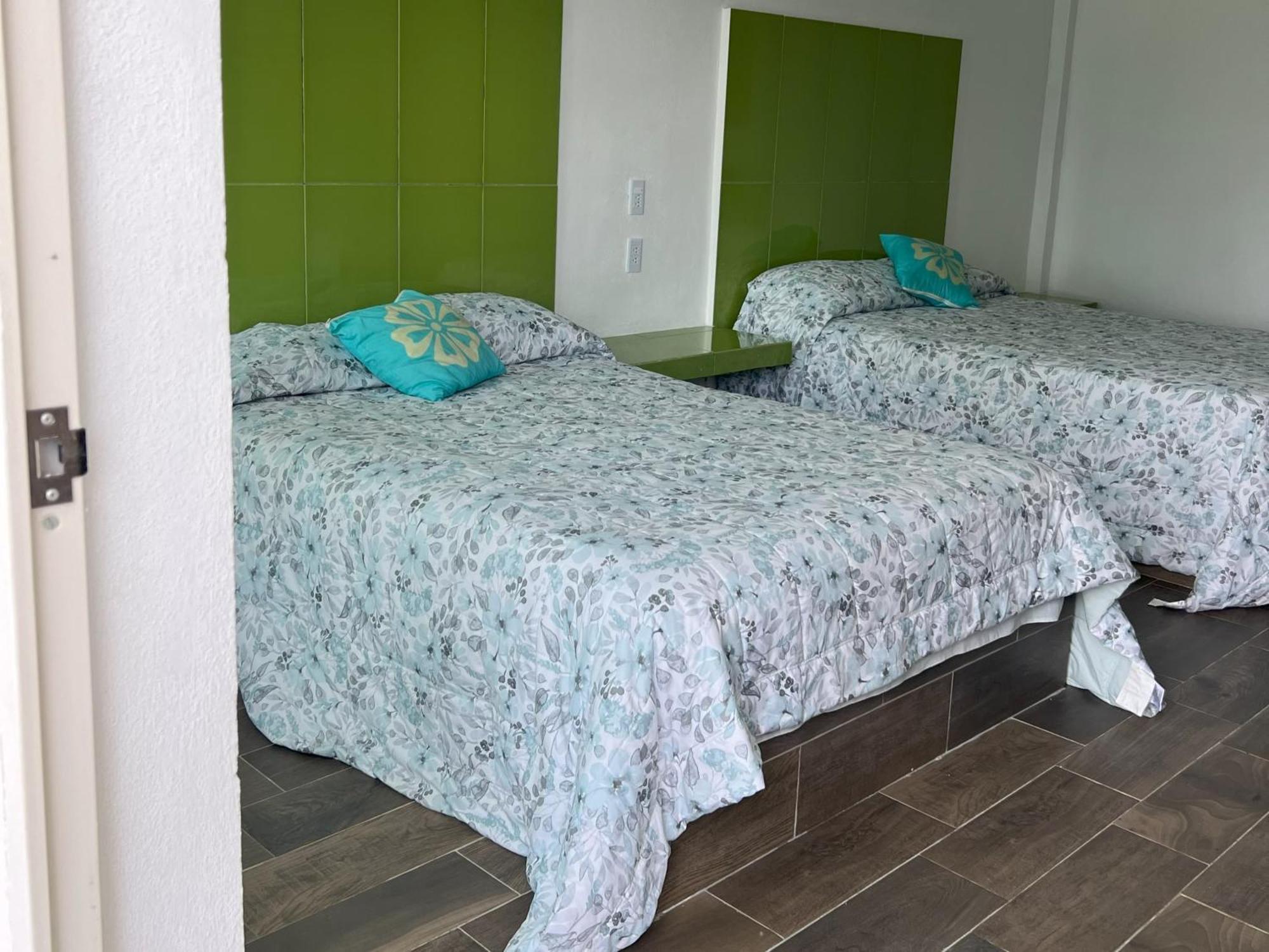 Hotel El Mirador Y Jardin Тлайакапан Екстериор снимка